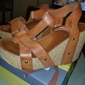 Wedge sandals